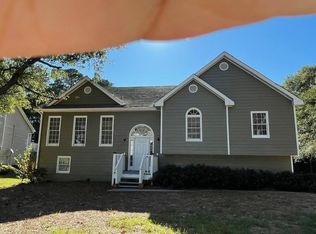 20 Lacey Oak Ln, Loganville, GA 30052