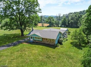 101 Free Union Rd, Belvidere, NJ 07823