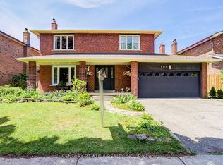 189 Louis Dr, Mississauga, ON L5B 2V5