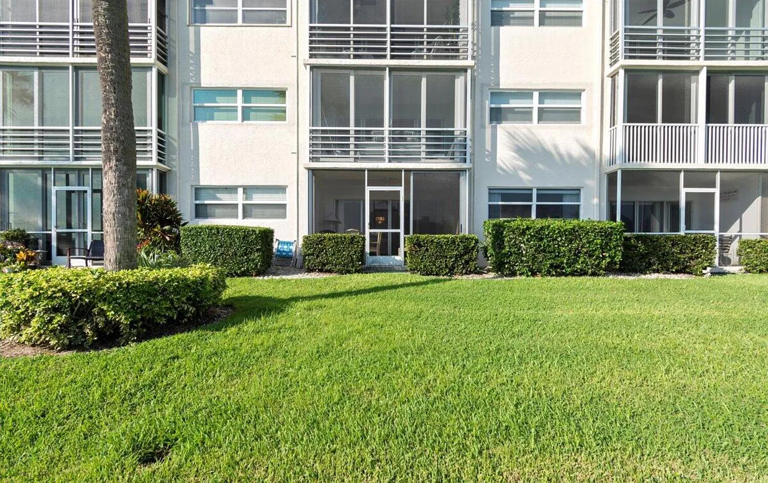 2 bed, 2.0 bath, 1010 sqft, $3,750 — Photo 4