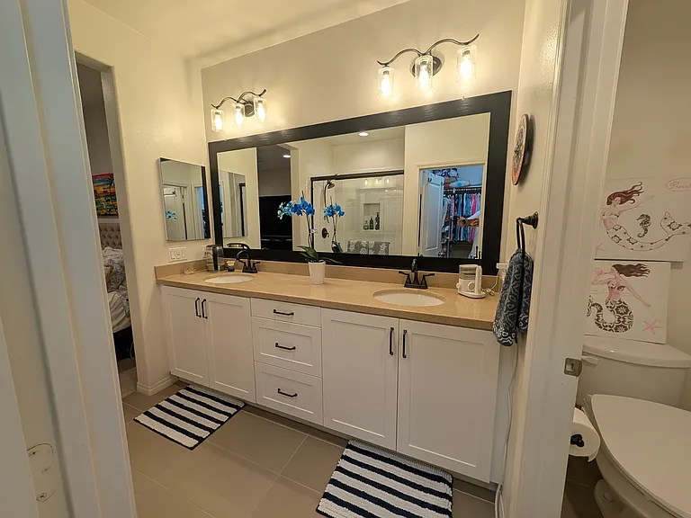 double vanity in the bathroom
