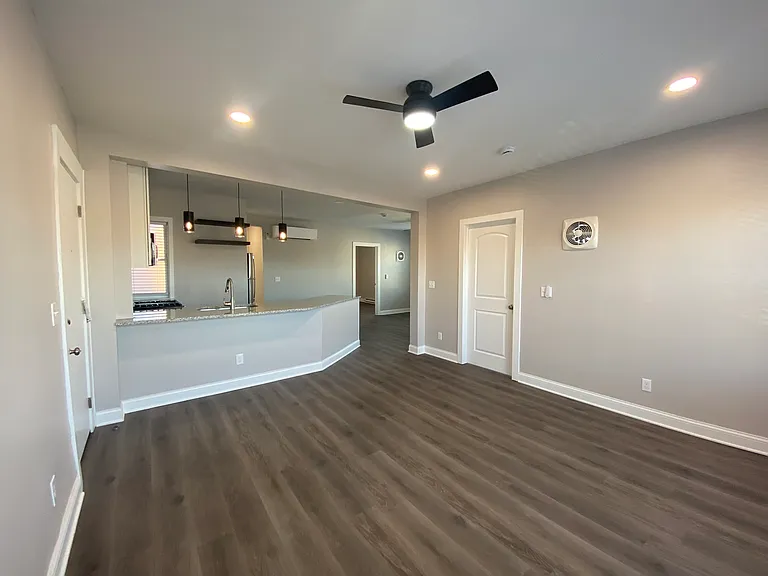 1670 Woodward Ave #AVENUE5 — Photo 4