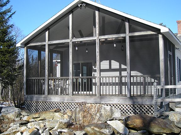 Exterior (Screened Porch)