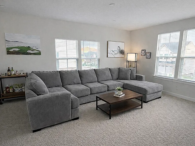 217 Cranesbill Dr — Photo 5