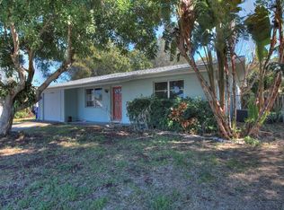 885 Schumann Dr, Sebastian, FL 32958
