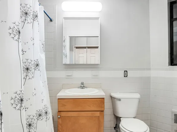 24 Bradhurst Avenue image 10 of 11