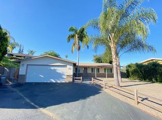 449 Chestnut Ln, Escondido, CA 92025