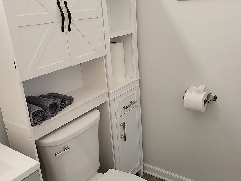 6720 Floyd St — Photo 37