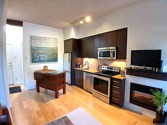 3rd image of 1395 Bear Mountain Pkwy #119