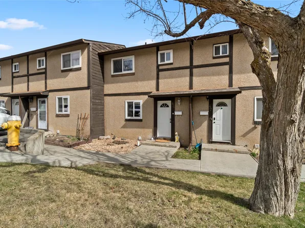 1605 Summit Dr #46, Kamloops, BC V2E 2A5