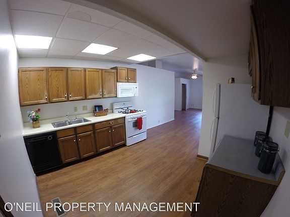 4th image of 2753 Medford St