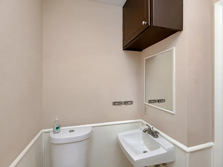 1605 Arrowhead Dr — Photo 16
