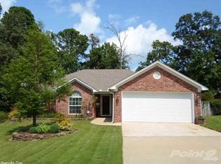 228 Greenfield Dr, Benton, AR 72019