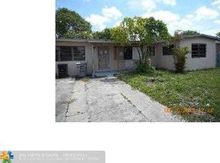 1753 Lauderdale Manor Dr, Fort Lauderdale, FL 33311