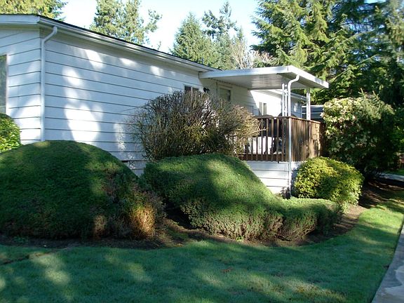 4th image of 6324 9th Street Ct NE
