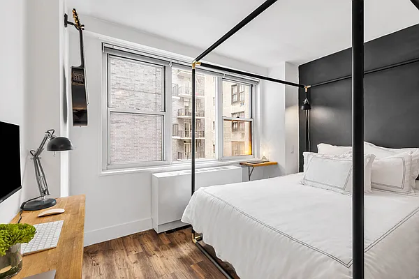 Sold by Compass | media 2