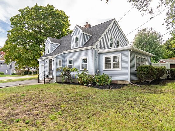 2nd image of 248 Warren St