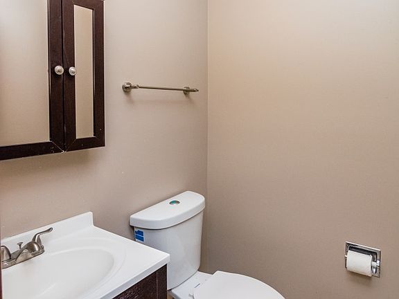 5th image of 7714 Stratford Pl