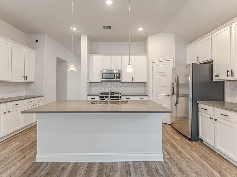 9840 Sweet Flag Ct — Photo 17