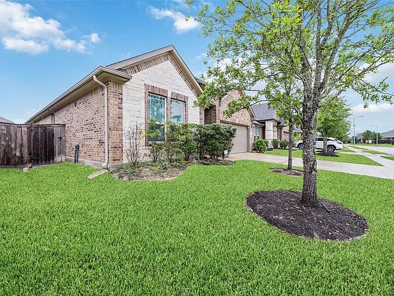 3rd image of 8711 Orchid Valley Way
