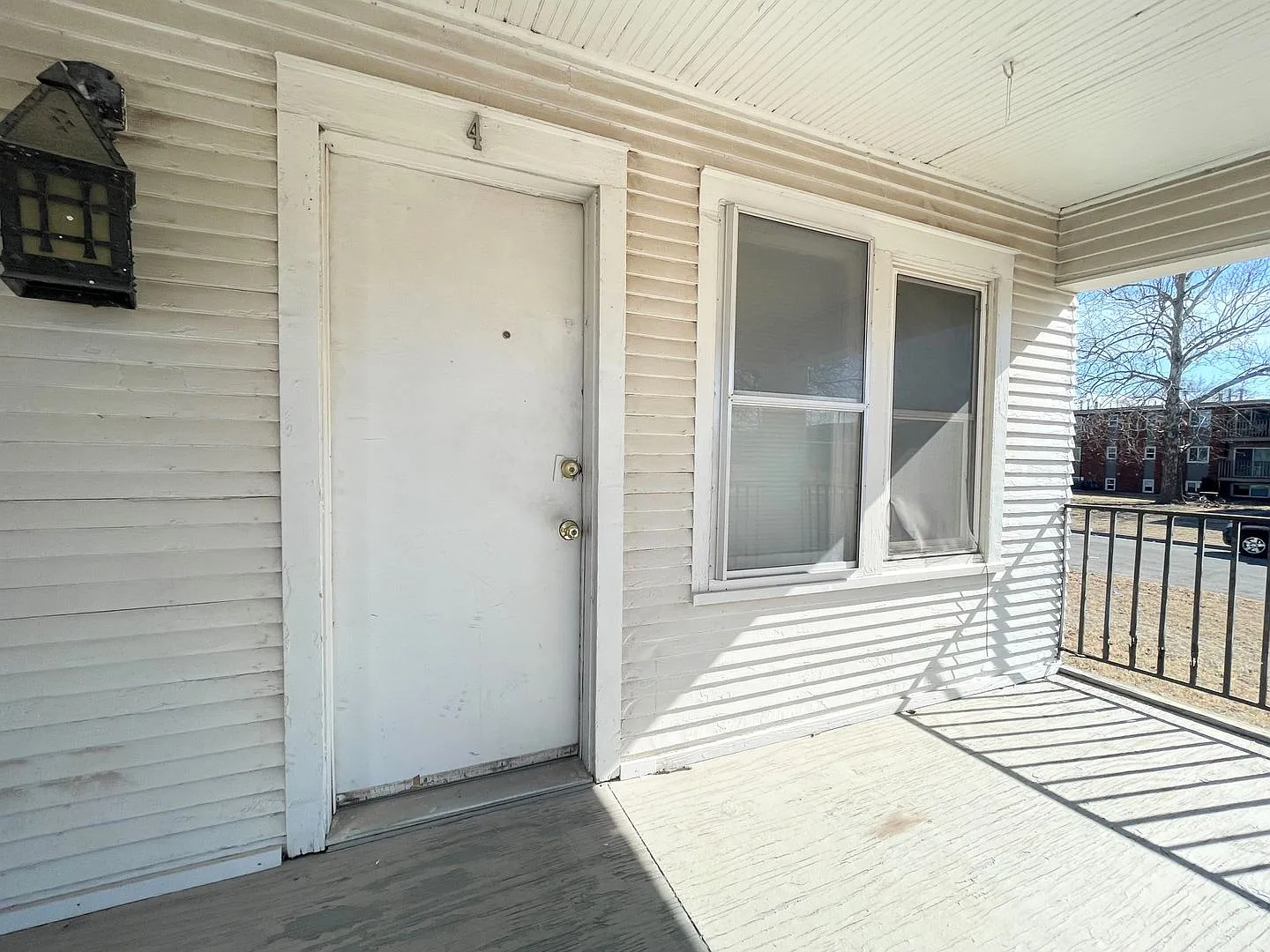 1200 N Severance St — Photo 2