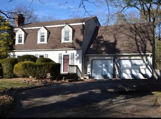 27 Wrana Street, Medford, NY 11763