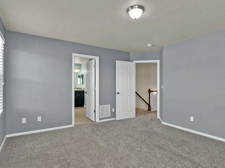 8265 Hardwood Cir — Photo 26