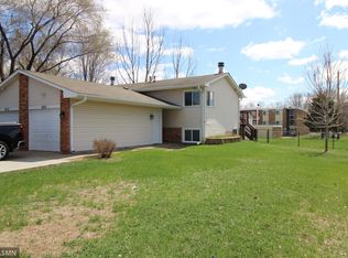 5821 84 1/2 Ave N, Brooklyn Park, MN 55443