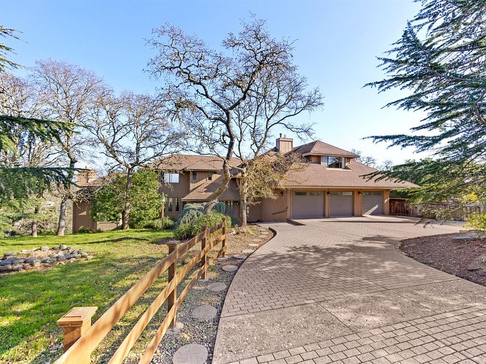 1st image of 80 Atherton Oaks Drive