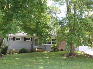 1910 Honeycutt Ln, Chattanooga, TN 37412
