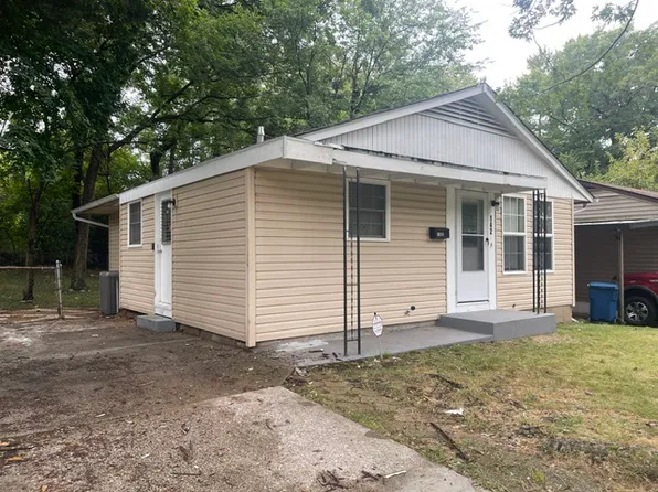 142 Ben Nevis Rd, Saint Louis, MO 63137