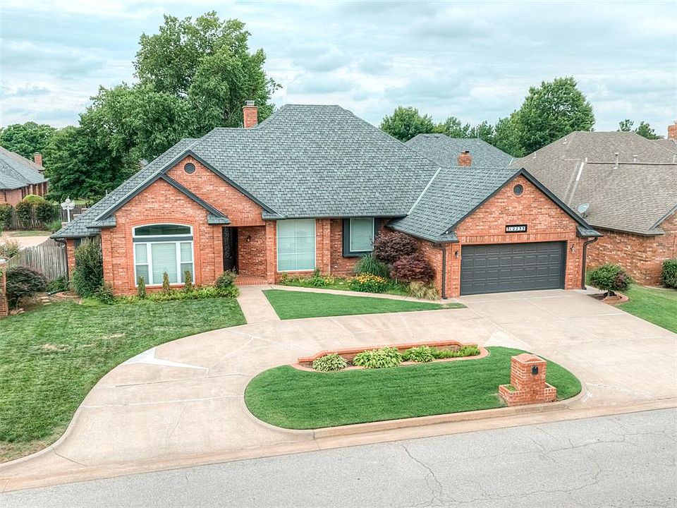 1st image of 12233 Rivendell Dr