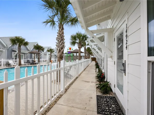 14924 Smugglers Cove Dr, Corpus Christi, TX 78418