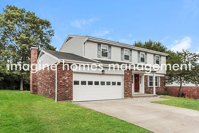 4 bed, 2.5 bath, 2116 sqft, $2,699 — Photo 2