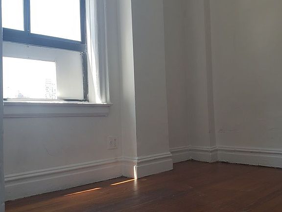 2nd image of 300 W 49th St APT 702