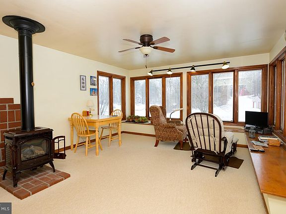 2nd image of 47 Weavertown Ln