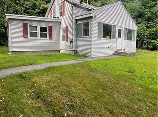 1825 Quaker St, Northbridge, MA 01534