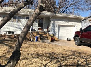 193 5th St, Phillipsburg, KS 67661