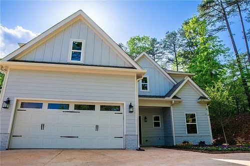 782 Crooked Creek Dr Photo 1