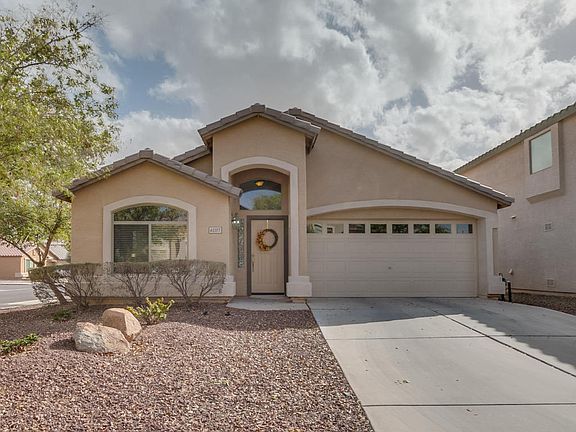 2nd image of 40317 W Hayden Dr