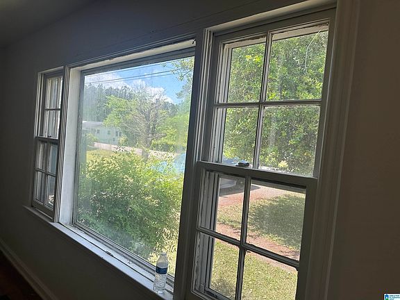 5th image of 806 Miller Ave