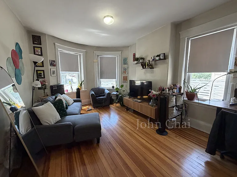 1381 Commonwealth Ave #5 — Photo 4