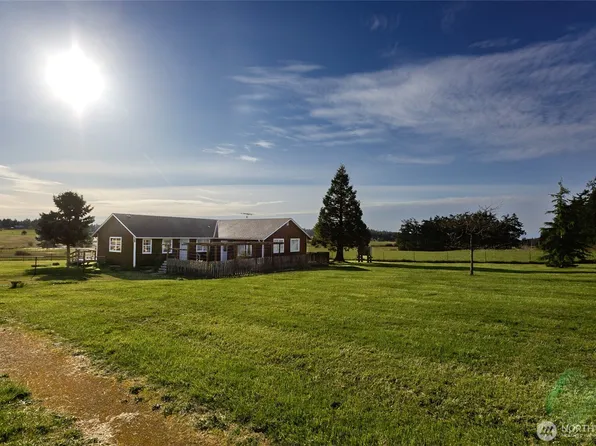 549 Davis Bay Road, Lopez Island, WA 98261