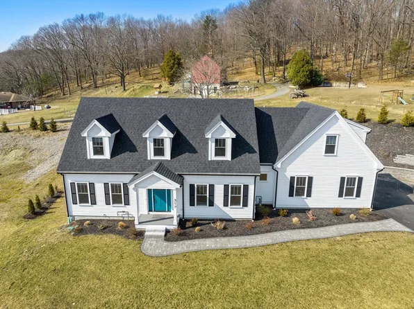 317 Desimone Dr, Marlborough, MA 01752