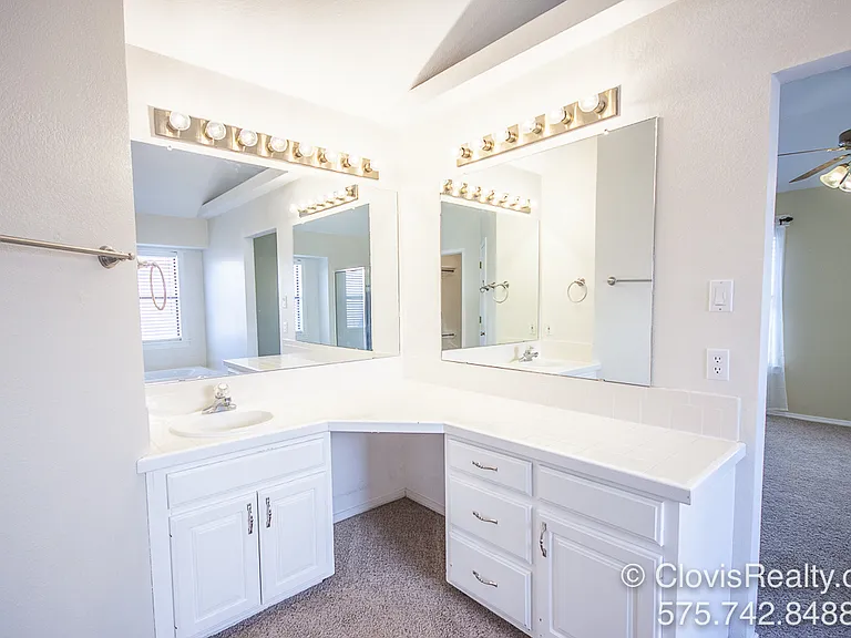 1543 Bosc Ct — Photo 14
