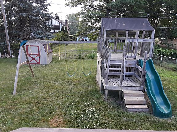 4th image of 2153 Richmand Dr