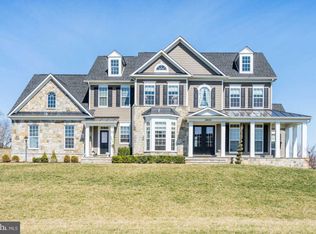 18452 Wild Raspberry Dr, Purcellville, VA 20132