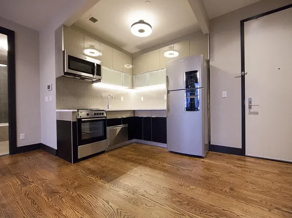 875 Dekalb Avenue image 1 of 12