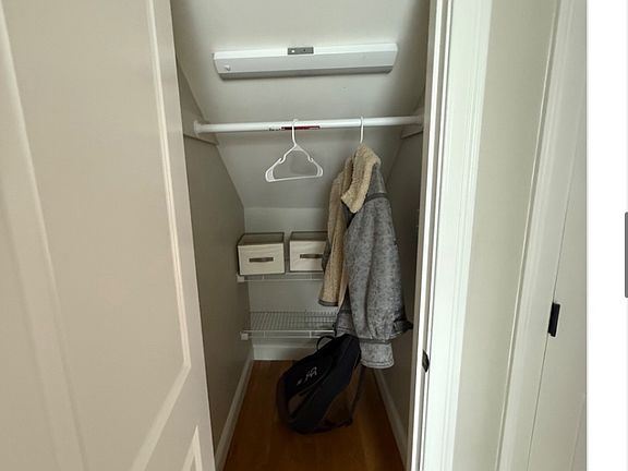 3rd image of 27 Crosby Rd #2D