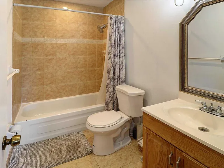 SW 61st Way — Photo 15